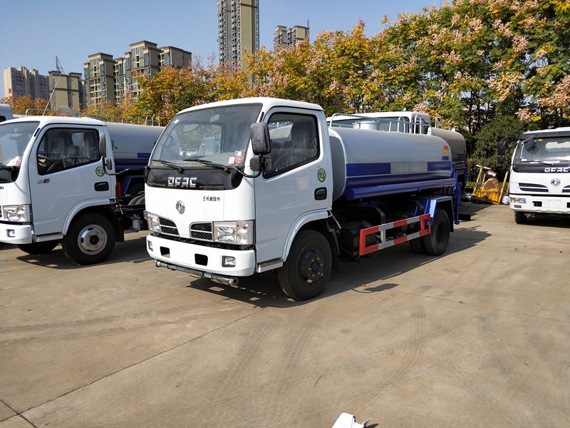 東風灑水車 東風灑水車