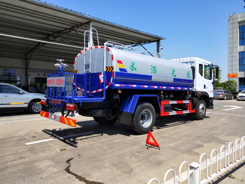 工程灑水車(chē) 工程灑水車(chē)