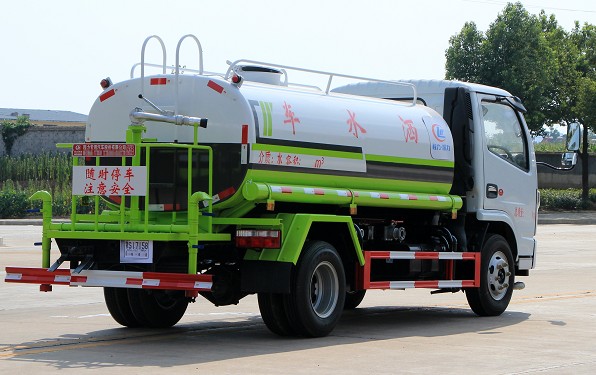 國六5噸東風多利卡灑水車圖片 國六5噸東風多利卡灑水車圖片